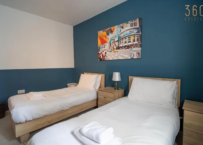 Apartment 4br With Ac, Balcony, Wifi & Terrace By 360 Estates *