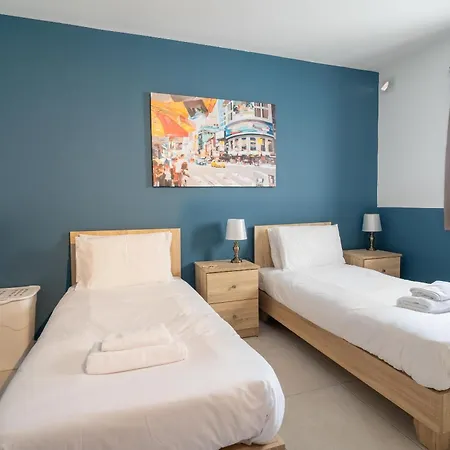 Appartement 4br With Ac, Balcony, Wifi & Terrace By 360 Estates