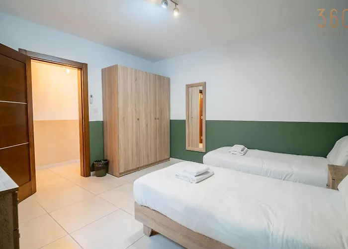 4br With Ac, Balcony, Wifi & Terrace By 360 Estates